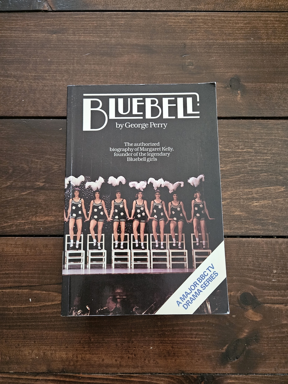 Bluebell: The Authorized‎ Biography of Margaret Kelly by George Perry Paperback